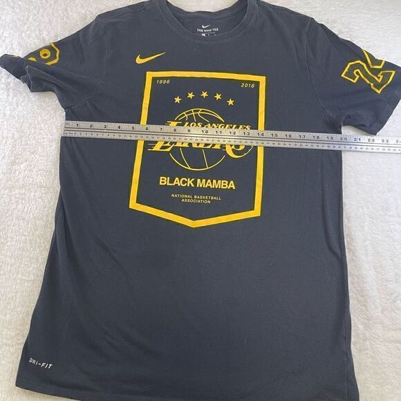 NIKE KOBE BRYANT 8 24 2016 Retirement LAKERS Banner DRI FIT T Shirt L MAMBA - Picture 8 of 16